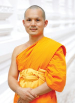 พระมหาหล้า วิชิตชโย