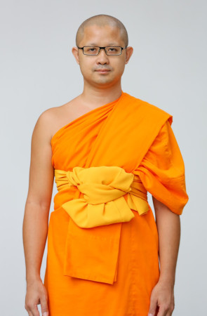 พระมหาวิริยะ ธมฺมสารี ป.ธ.9 (นาคหลวงในพระบรมราชานุเคราะห์)